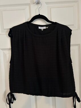 Calvin Klein Black Sleeveless Textured Tie-Hem Tank